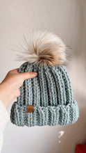 Cargar imagen en el visor de la galería, Gorro Paine – Patrón a Crochet