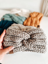 Cargar imagen en el visor de la galería, Cintillo Paine - Patrón a Crochet