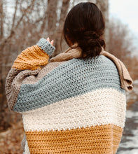 Cargar imagen en el visor de la galería, Cardigan Fireside - Patrón Crochet