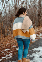 Cargar imagen en el visor de la galería, Cardigan Fireside - Patrón Crochet