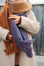 Cargar imagen en el visor de la galería, Bufanda Winterwish - Patron Crochet