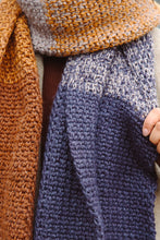 Cargar imagen en el visor de la galería, Bufanda Winterwish - Patron Crochet