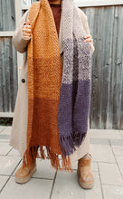 Cargar imagen en el visor de la galería, Bufanda Winterwish - Patron Crochet