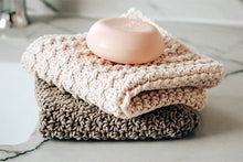 Cargar imagen en el visor de la galería, Toallas de mano - Patrón Crochet
