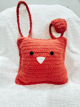 Cargar imagen en el visor de la galería, Cojín Sweet Bunny - Patrón tamaño Mediano