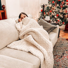 Cargar imagen en el visor de la galería, Mantita Andrea - Patron Crochet