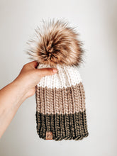 Cargar imagen en el visor de la galería, Gorro Snuggle Me - Patrón Dos Agujas