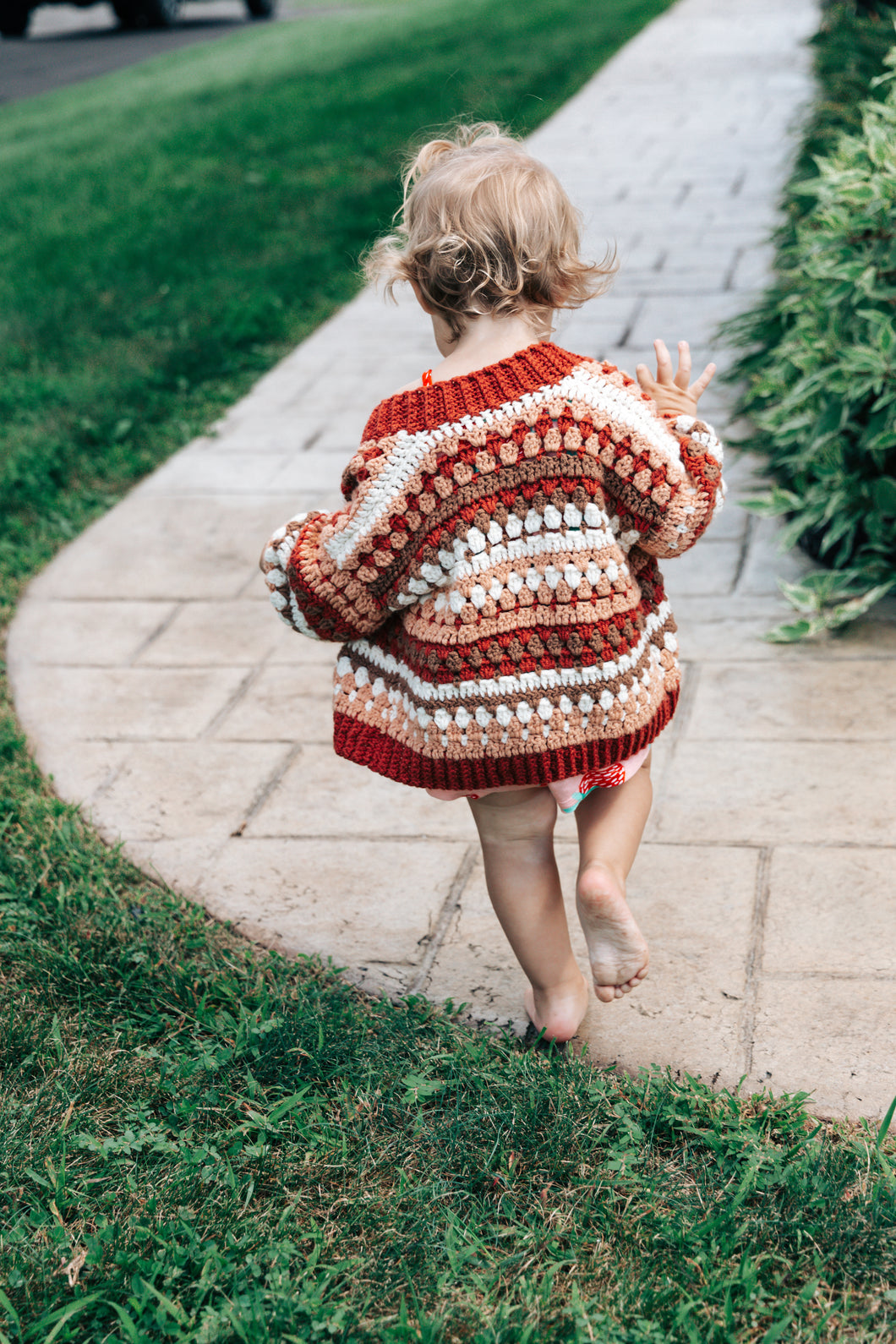 Cardigan Riverbed Junior - Patrón Crochet