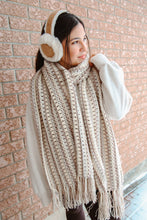 Cargar imagen en el visor de la galería, Bufanda De Los 70s - Patron Crochet
