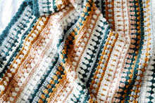 Cargar imagen en el visor de la galería, Mantita Riverbed - Patron Crochet

